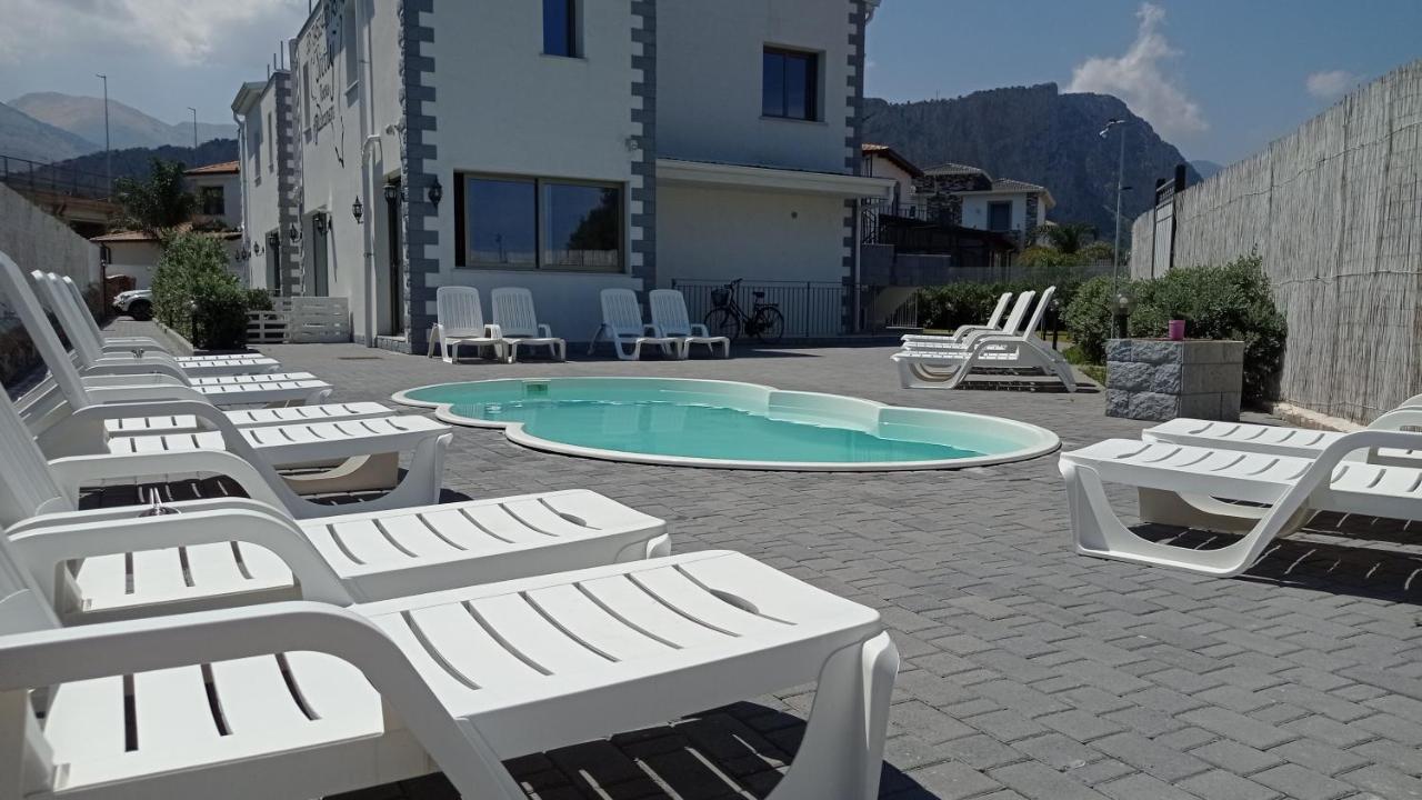 Sicily Rooms Appartamenti カリーニ エクステリア 写真