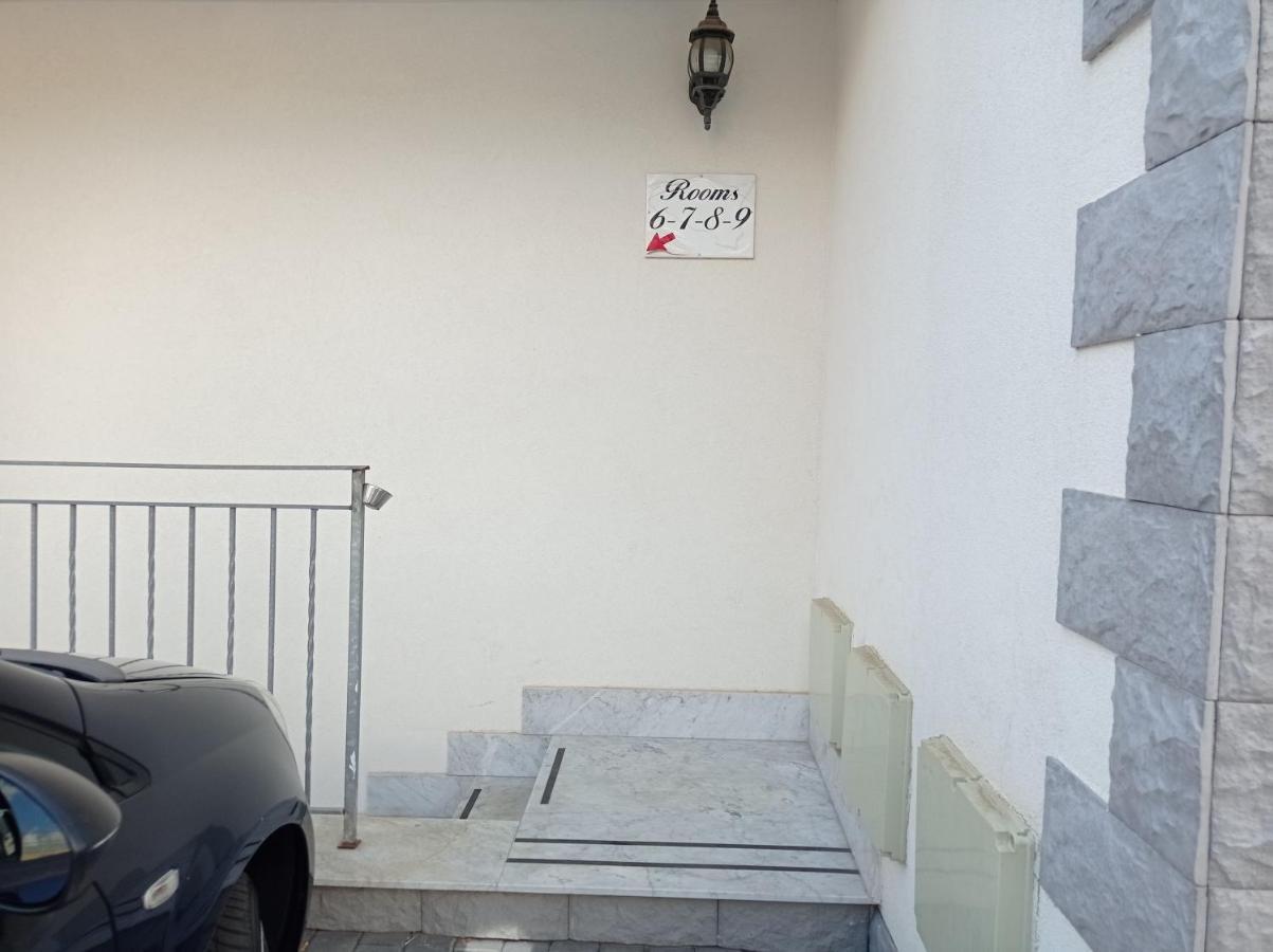 Sicily Rooms Appartamenti カリーニ エクステリア 写真