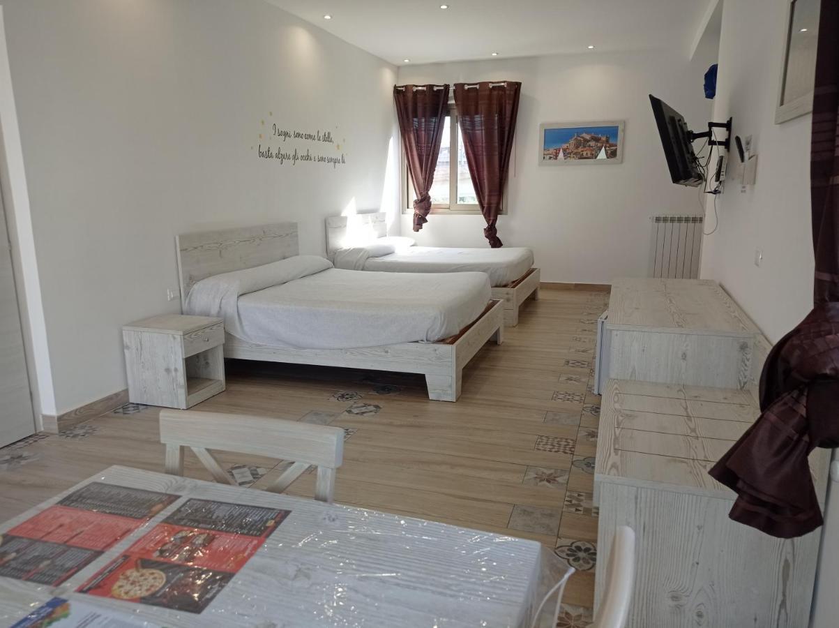 Sicily Rooms Appartamenti カリーニ エクステリア 写真