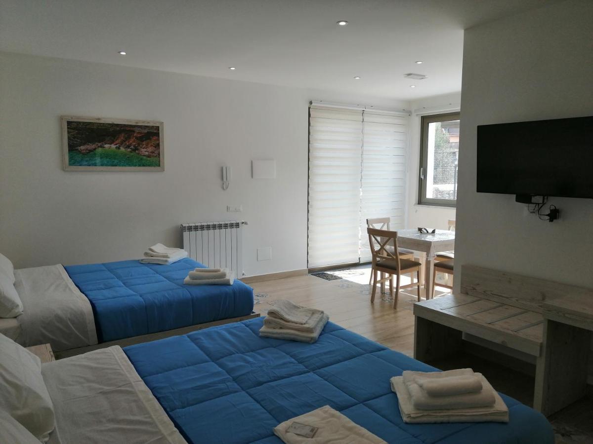 Sicily Rooms Appartamenti カリーニ エクステリア 写真