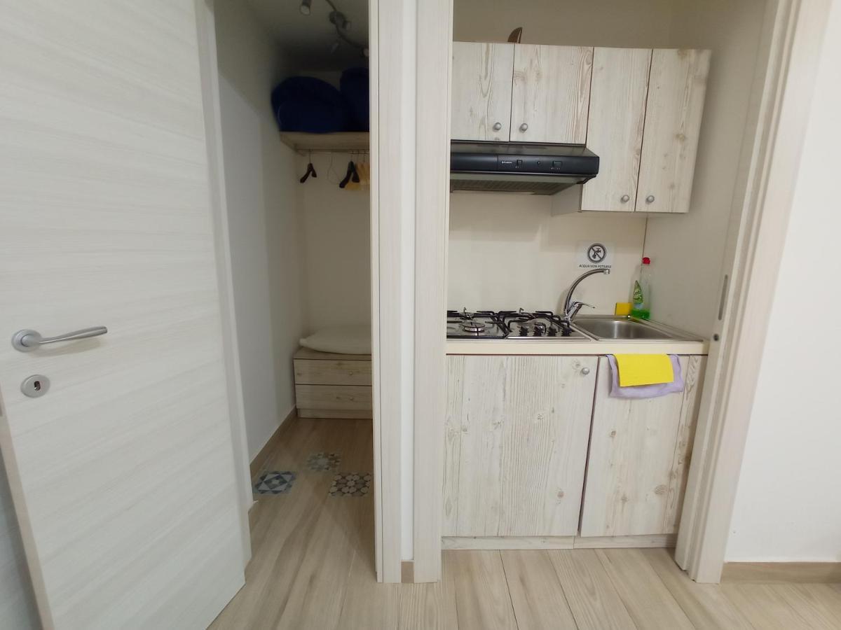 Sicily Rooms Appartamenti カリーニ エクステリア 写真