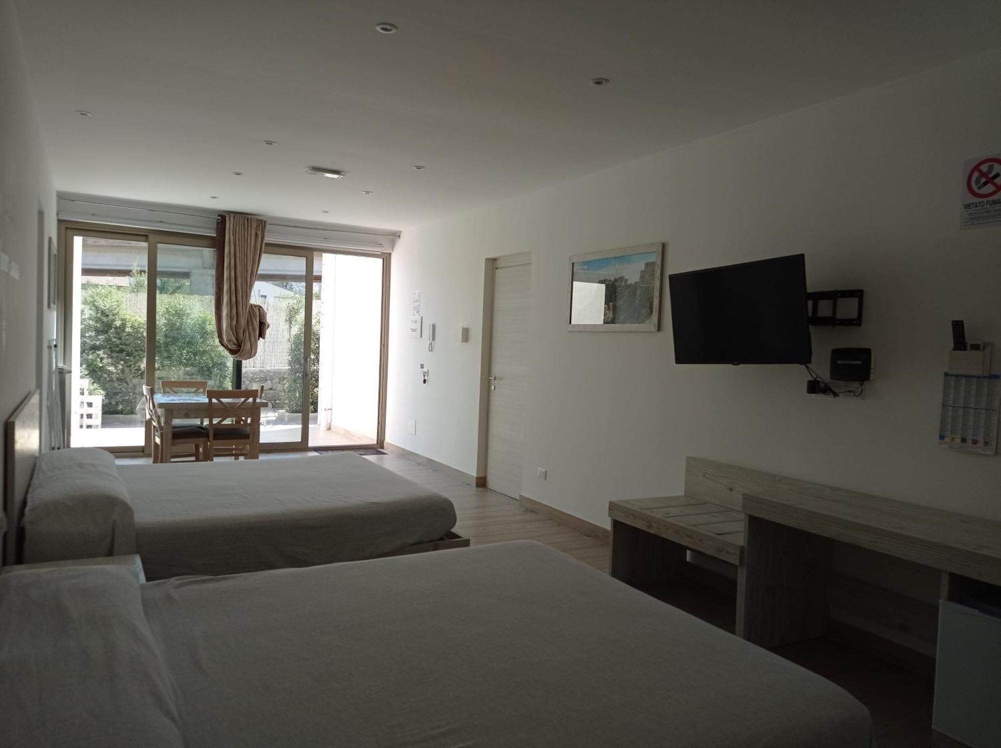 Sicily Rooms Appartamenti カリーニ 部屋 写真