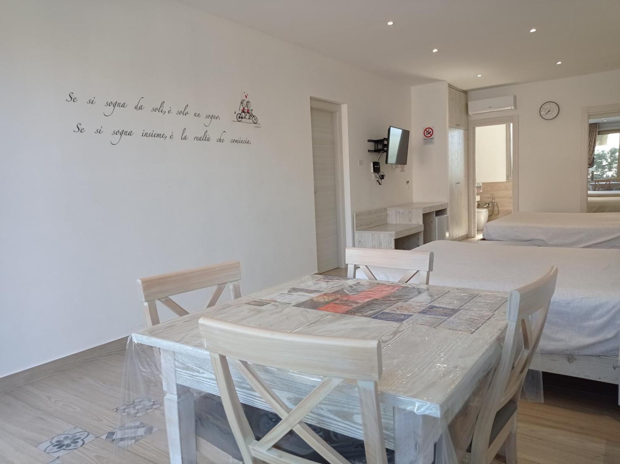 Sicily Rooms Appartamenti カリーニ 部屋 写真
