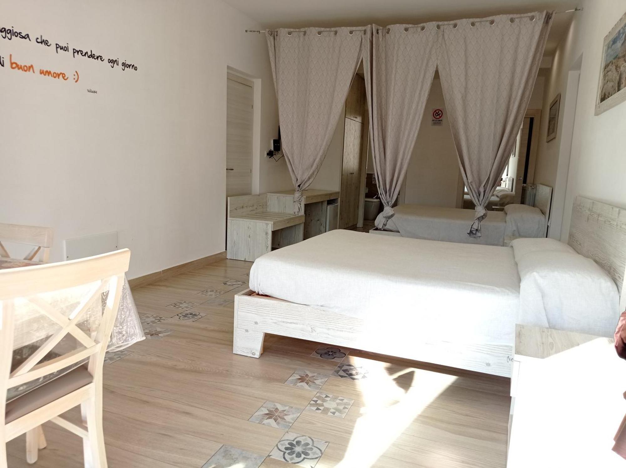 Sicily Rooms Appartamenti カリーニ 部屋 写真