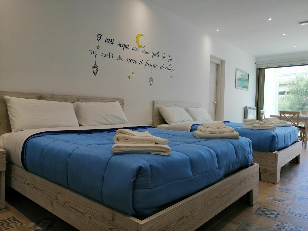 Sicily Rooms Appartamenti カリーニ エクステリア 写真